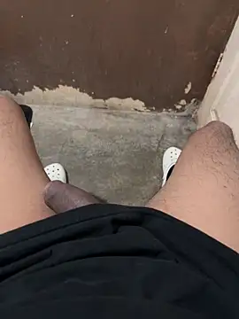 Snapshot of Luis455gomez chatting on January 7, 2:33 am Luis455gomez online show from January 7, 2:33 am