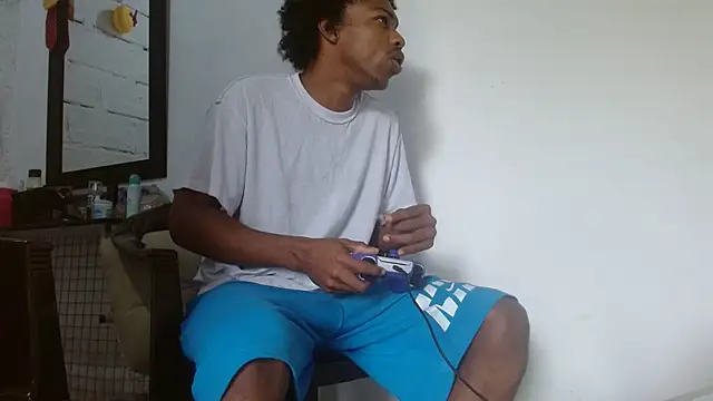 Larry-n-clouds online show from February 3, 5:07 pm