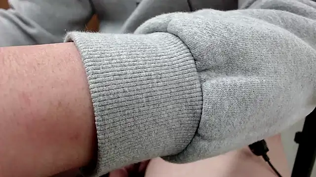 zzzzkyo online show from March 3, 9:39 am