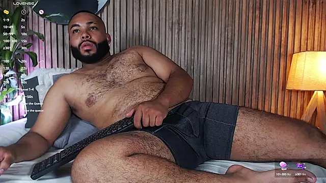 Snapshot of DilanJonnes_ chatting on December 7, 2:53 am DilanJonnes  online show from December 7, 2:53 am