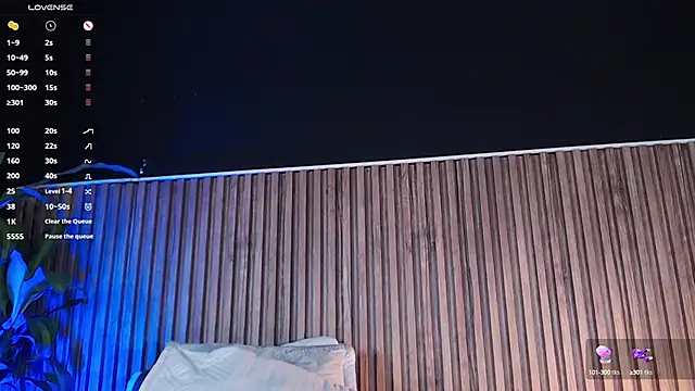 Snapshot of DilanJonnes_ chatting on February 5, 10:44 pm DilanJonnes  online show from February 5, 10:44 pm