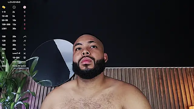 Snapshot of DilanJonnes_ chatting on December 5, 12:55 pm DilanJonnes  online show from December 5, 12:55 pm