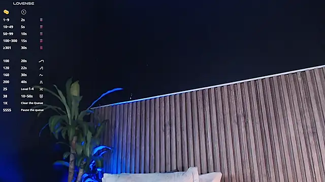 Snapshot of DilanJonnes_ chatting on January 15, 10:02 pm DilanJonnes  online show from January 15, 10:02 pm