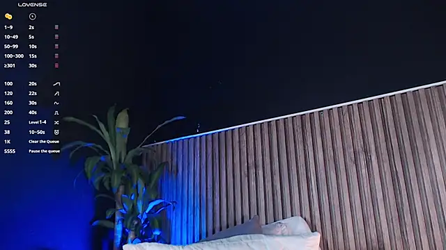 Snapshot of DilanJonnes_ chatting on January 12, 11:04 pm DilanJonnes  online show from January 12, 11:04 pm