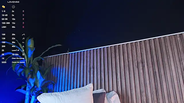 Snapshot of DilanJonnes_ chatting on January 18, 10:28 pm DilanJonnes  online show from January 18, 10:28 pm