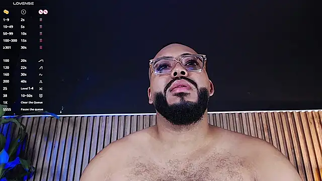 Snapshot of DilanJonnes_ chatting on March 1, 2:23 pm DilanJonnes  online show from March 1, 2:23 pm