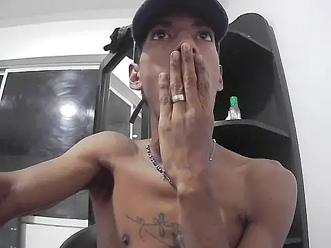 AlbertBigCock online show from March 17, 4:15 am