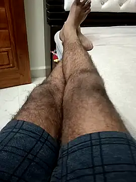 Snapshot of You_are__mine_ chatting on December 22, 7:22 am You are  mine  online show from December 22, 7:22 am