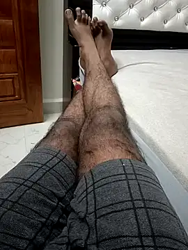 Snapshot of You_are__mine_ chatting on December 29, 1:17 pm You are  mine  online show from December 29, 1:17 pm