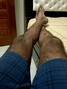 Snapshot of You_are__mine_ chatting on January 20, 6:31 am You are  mine  online show from January 20, 6:31 am