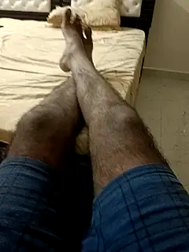 Snapshot of You_are__mine_ chatting on January 20, 5:06 pm You are  mine  online show from January 20, 5:06 pm