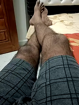 Snapshot of You_are__mine_ chatting on February 23, 9:06 am You are  mine  online show from February 23, 9:06 am