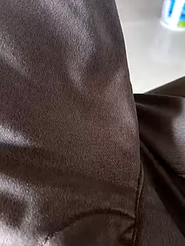 Snapshot of You_are__mine_ chatting on October 20, 1:53 am You are  mine  online show from October 20, 1:53 am