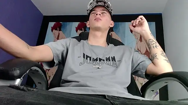 FrannBoy online show from January 3, 6:35 pm