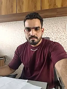 indianguy89 online show from January 18, 7:10 am