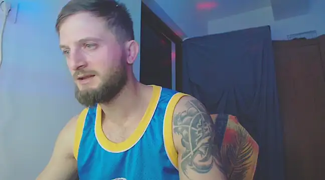 Snapshot of cuple_hoot_ chatting on January 12, 2:56 am cuple hoot  online show from January 12, 2:56 am