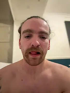 Snapshot of terryhawk chatting on January 19, 7:47 pm terryhawk online show from January 19, 7:47 pm