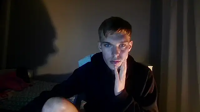 bluegaze6 online show from December 22, 11:29 am