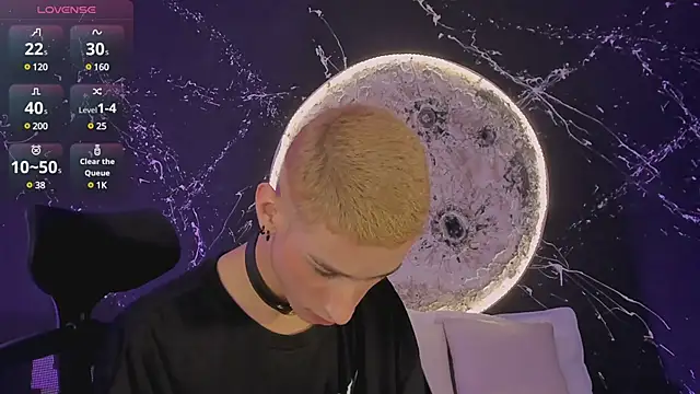 Snapshot of JasperCooper_ chatting on March 5, 12:44 pm JasperCooper  online show from March 5, 12:44 pm