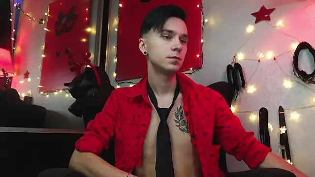 Snapshot of Joseph__Quinn chatting on December 29, 1:38 pm Joseph  Quinn online show from December 29, 1:38 pm