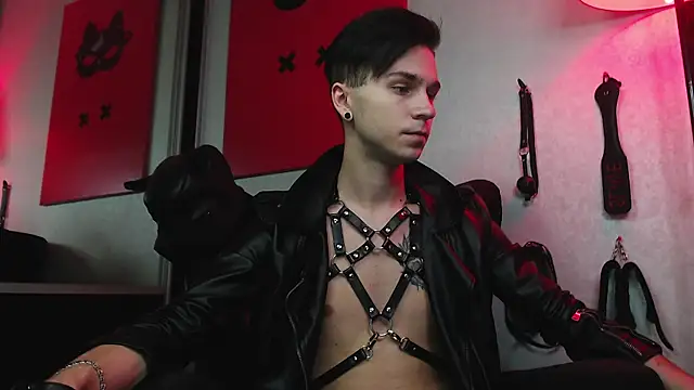 Snapshot of Joseph__Quinn chatting on January 19, 1:01 pm Joseph  Quinn online show from January 19, 1:01 pm