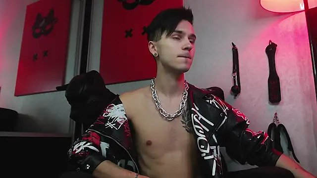 Snapshot of Joseph__Quinn chatting on January 20, 9:03 am Joseph  Quinn online show from January 20, 9:03 am