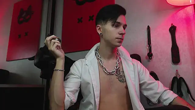 Snapshot of Joseph__Quinn chatting on January 29, 8:51 am Joseph  Quinn online show from January 29, 8:51 am