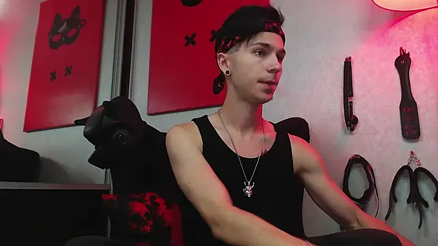 Snapshot of Joseph__Quinn chatting on March 20, 8:53 am Joseph  Quinn online show from March 20, 8:53 am