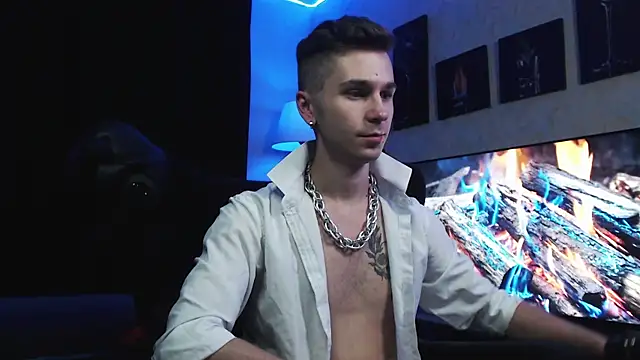 Snapshot of Joseph__Quinn chatting on September 8, 4:50 pm Joseph  Quinn online show from September 8, 4:50 pm