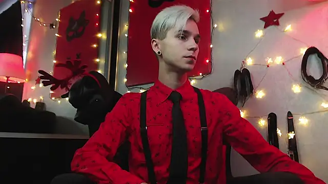 Snapshot of Joseph__Quinn chatting on December 25, 8:18 am Joseph  Quinn online show from December 25, 8:18 am