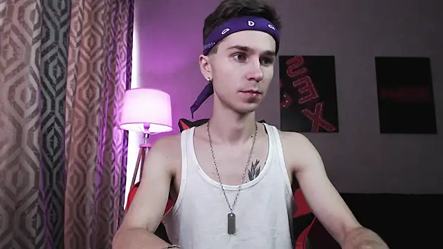 Snapshot of Joseph__Quinn chatting on October 25, 6:26 am Joseph  Quinn online show from October 25, 6:26 am