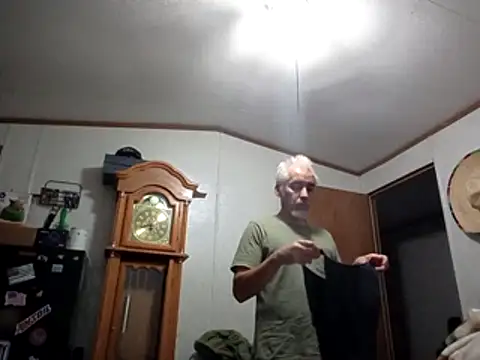 Xoc8  online show from February 10, 11:42 pm