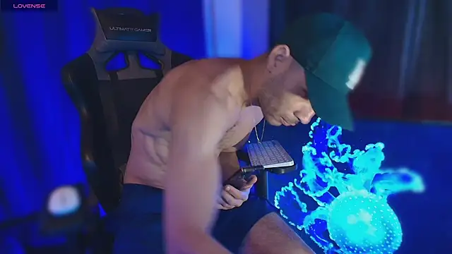 sexyboycolombi4 online show from July 22, 6:44 pm