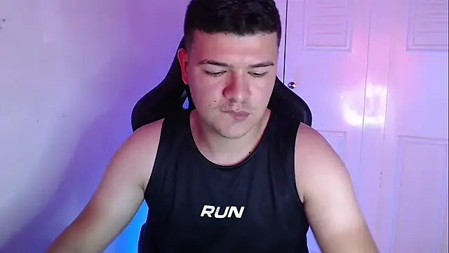 Plug Control online show from September 24, 8:51 pm