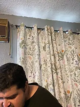 Miguel16i online show from March 12, 5:07 pm