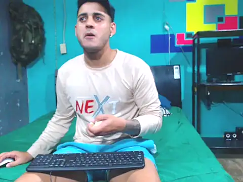 xxxxhotxoxo online show from January 18, 8:22 pm