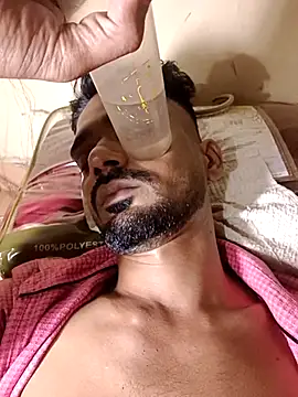 saggy1218 online show from December 13, 7:53 pm