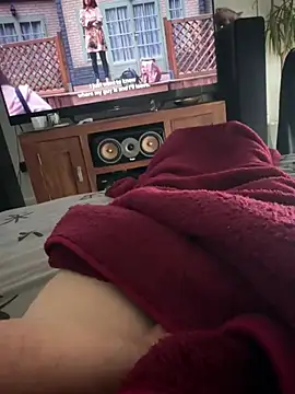 penzler86 online show from February 15, 12:02 pm