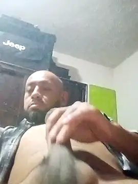 pineda1689 online show from October 19, 6:33 pm