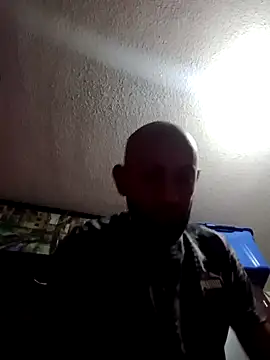 pineda1689 online show from January 2, 9:18 pm