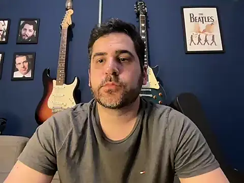 hotsafadinho online show from January 18, 2:07 am