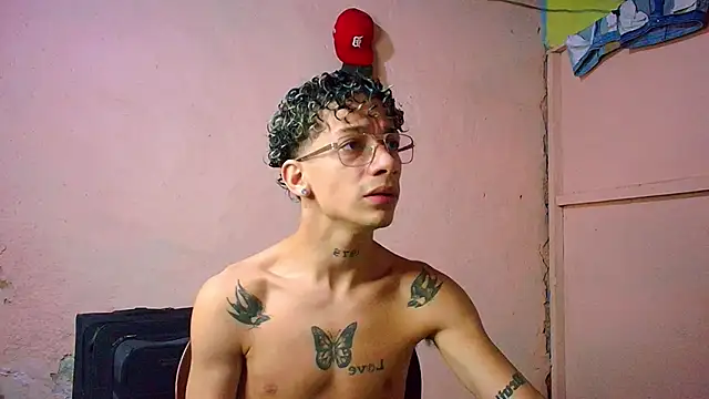 mateodeamjo online show from July 7, 1:49 am