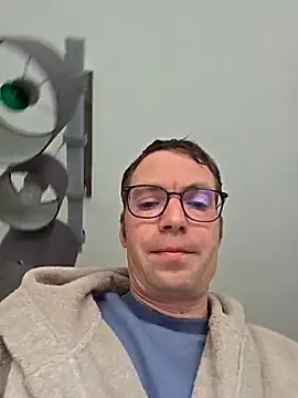 Schnubby1 online show from March 16, 2:10 pm