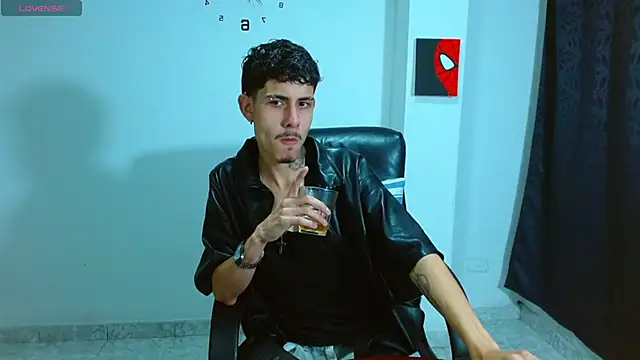 Snapshot of Bastiaan_28 chatting on September 12, 3:17 am Bastiaan 28 online show from September 12, 3:17 am