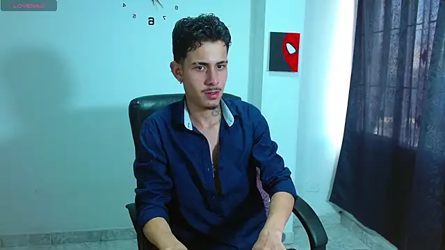 Snapshot of Bastiaan_28 chatting on October 2, 7:51 pm Bastiaan 28 online show from October 2, 7:51 pm