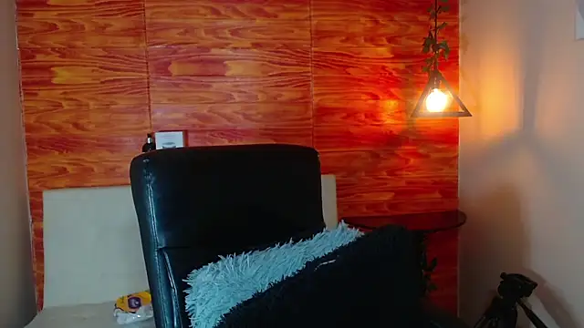 Snapshot of Bastiaan_28 chatting on March 4, 3:11 am Bastiaan 28 online show from March 4, 3:11 am