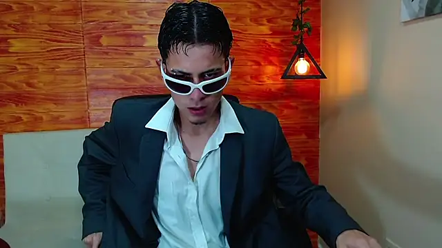 Snapshot of Bastiaan_28 chatting on March 6, 3:02 am Bastiaan 28 online show from March 6, 3:02 am