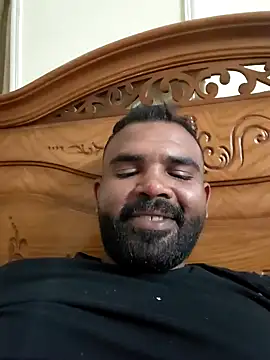 ListedLoin online show from February 7, 5:40 pm