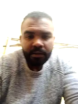 Snapshot of ListedLoin chatting on December 8, 9:46 am ListedLoin online show from December 8, 9:46 am