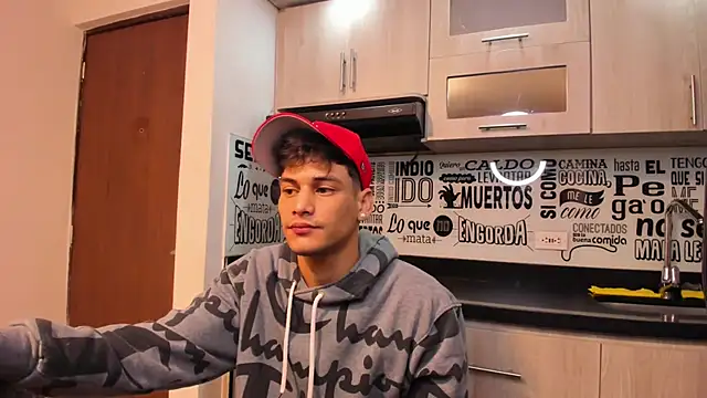 guy master online show from January 9, 7:21 am